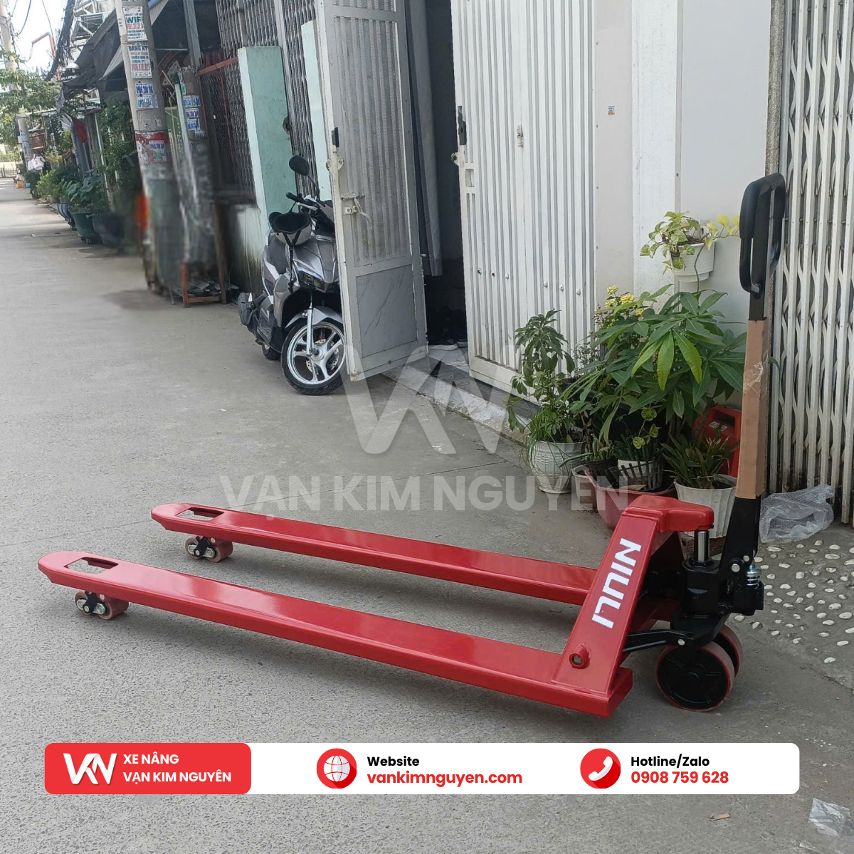 Xe Nâng Tay Càng Dài