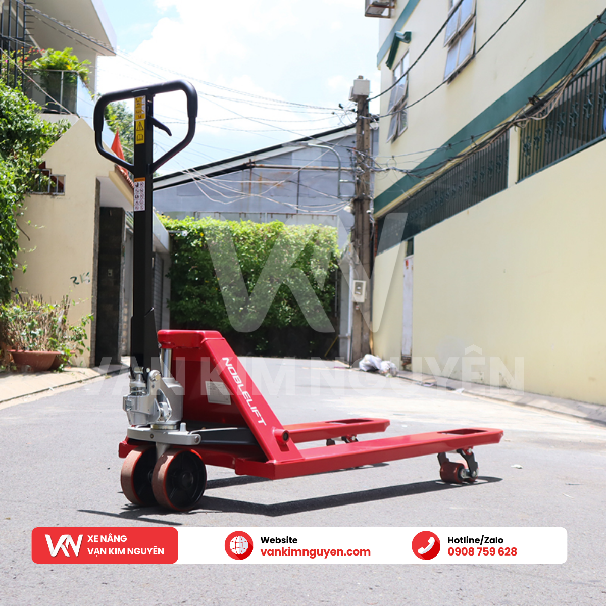 Xe Nâng Tay 2.5 Tấn