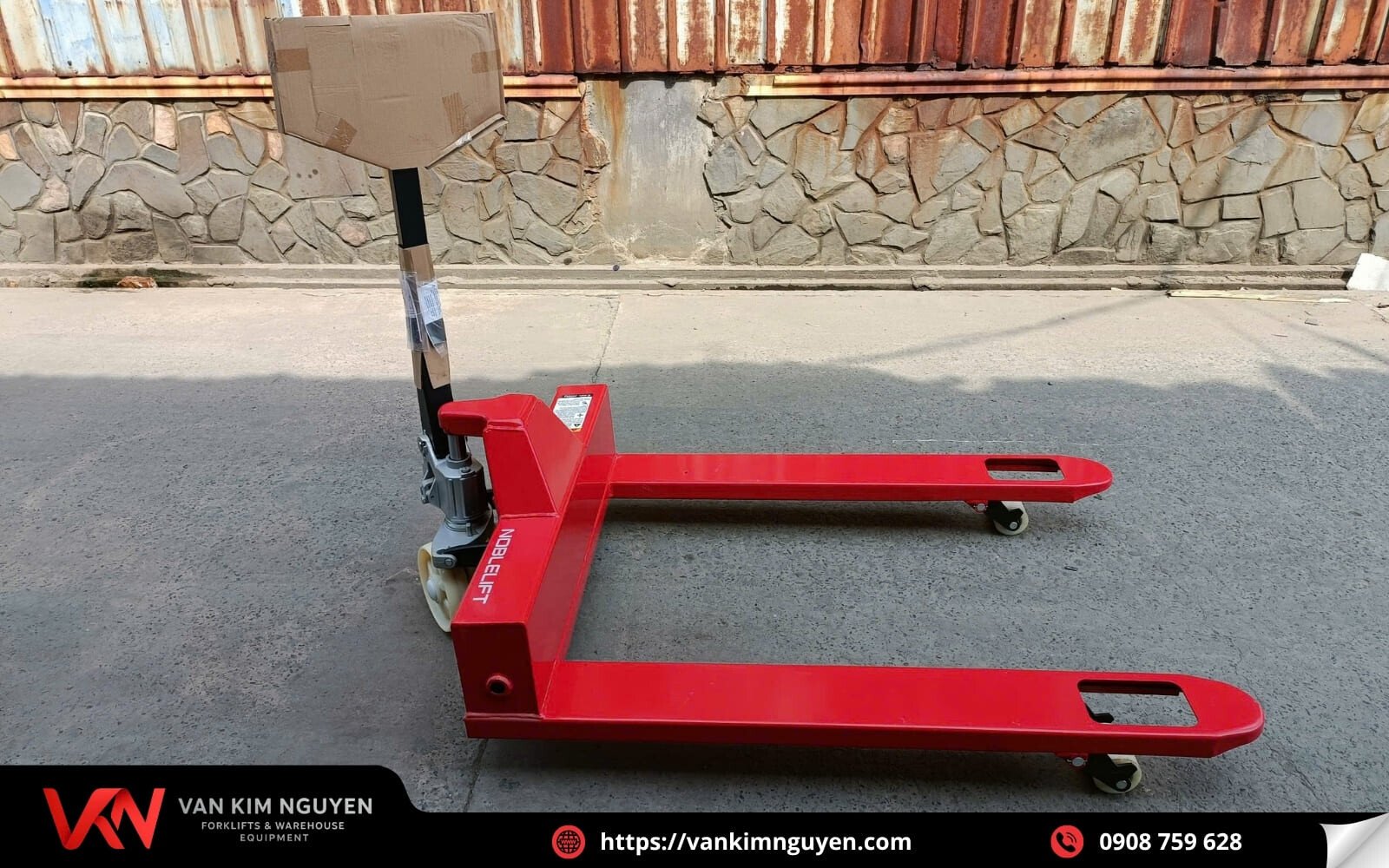 Giới thiệu xe nâng tay càng rộng