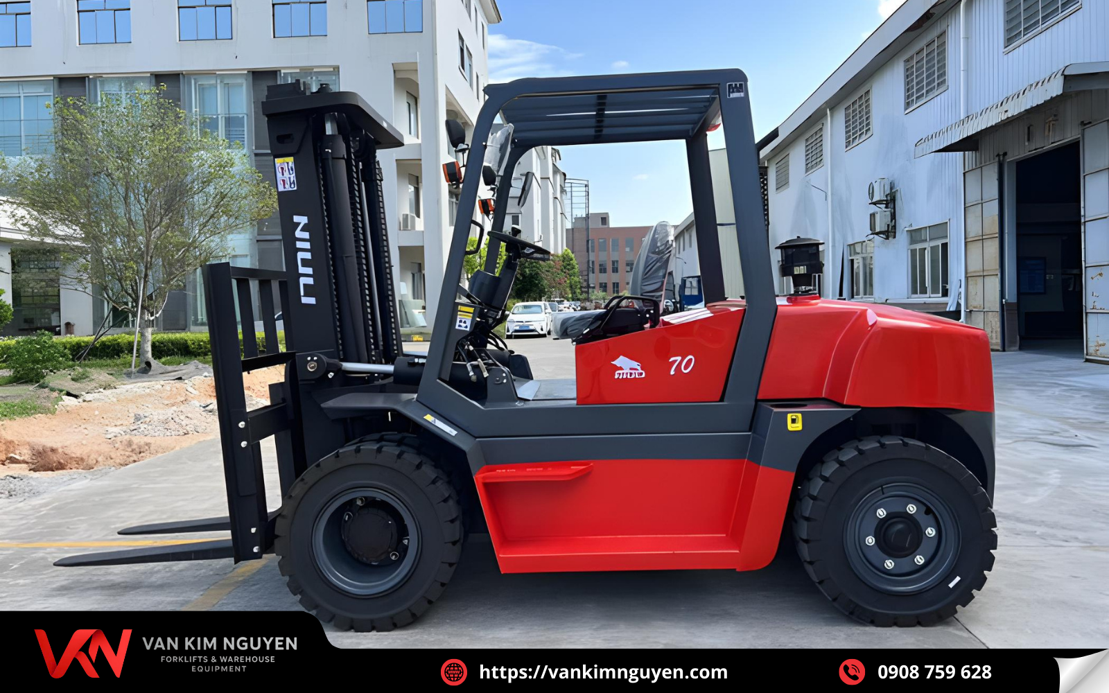 Vạn Kim Nguyên cung cấp các loại xe nâng dầu với đa dạng tải trọng khác nhau  Vạn Kim Nguyên cung cấp các loại xe nâng dầu với đa dạng tải trọng khác nhau