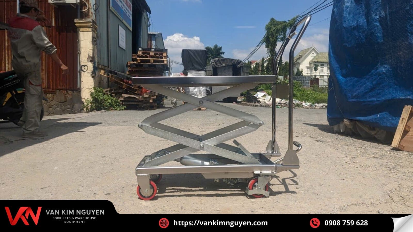 Địa điểm xe nâng mặt bàn bằng inox chất lượng cao Địa điểm xe nâng mặt bàn bằng inox chất lượng cao