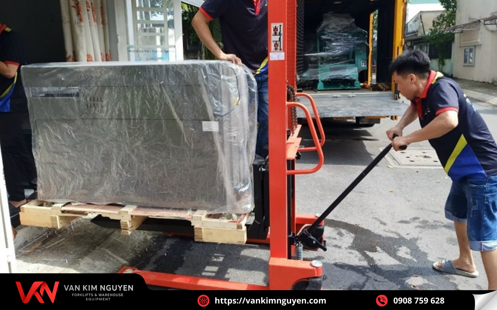 Liên hệ ngay Vạn Kim Nguyên để nhận tư vấn chi tiết Liên hệ ngay Vạn Kim Nguyên để nhận tư vấn chi tiết