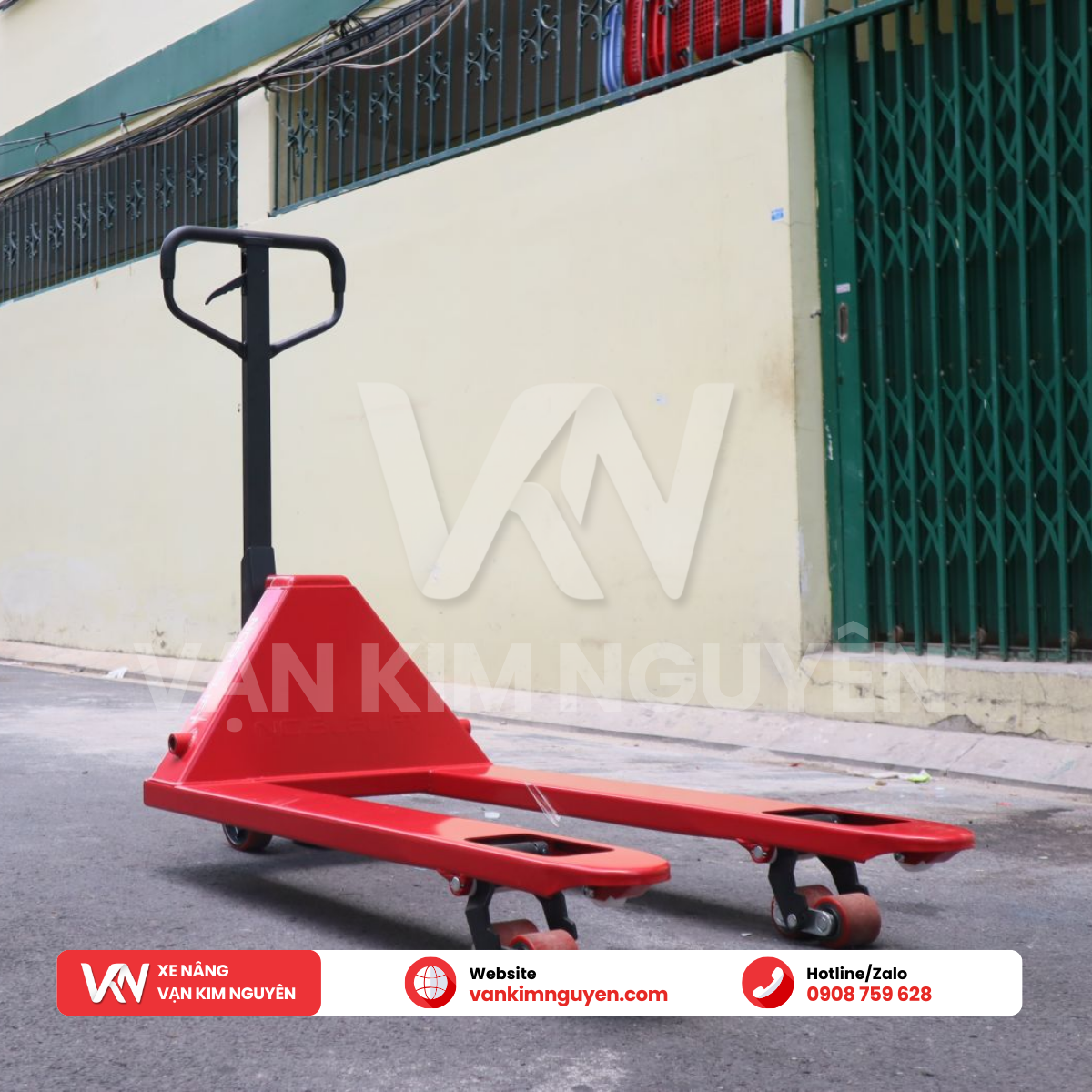 Xe Nâng Tay 2.5 Tấn