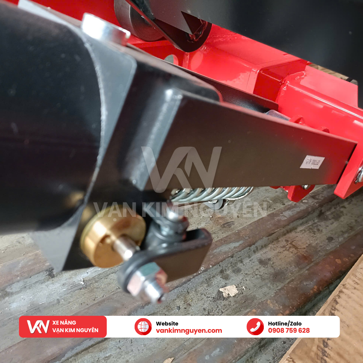 Xe nâng mặt bàn 1000kg