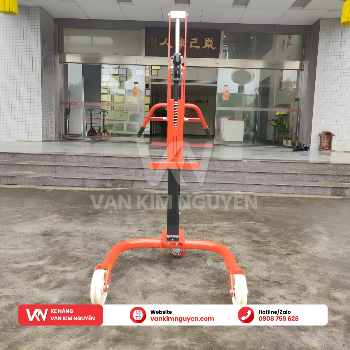 Xe nâng thùng phuy thấp