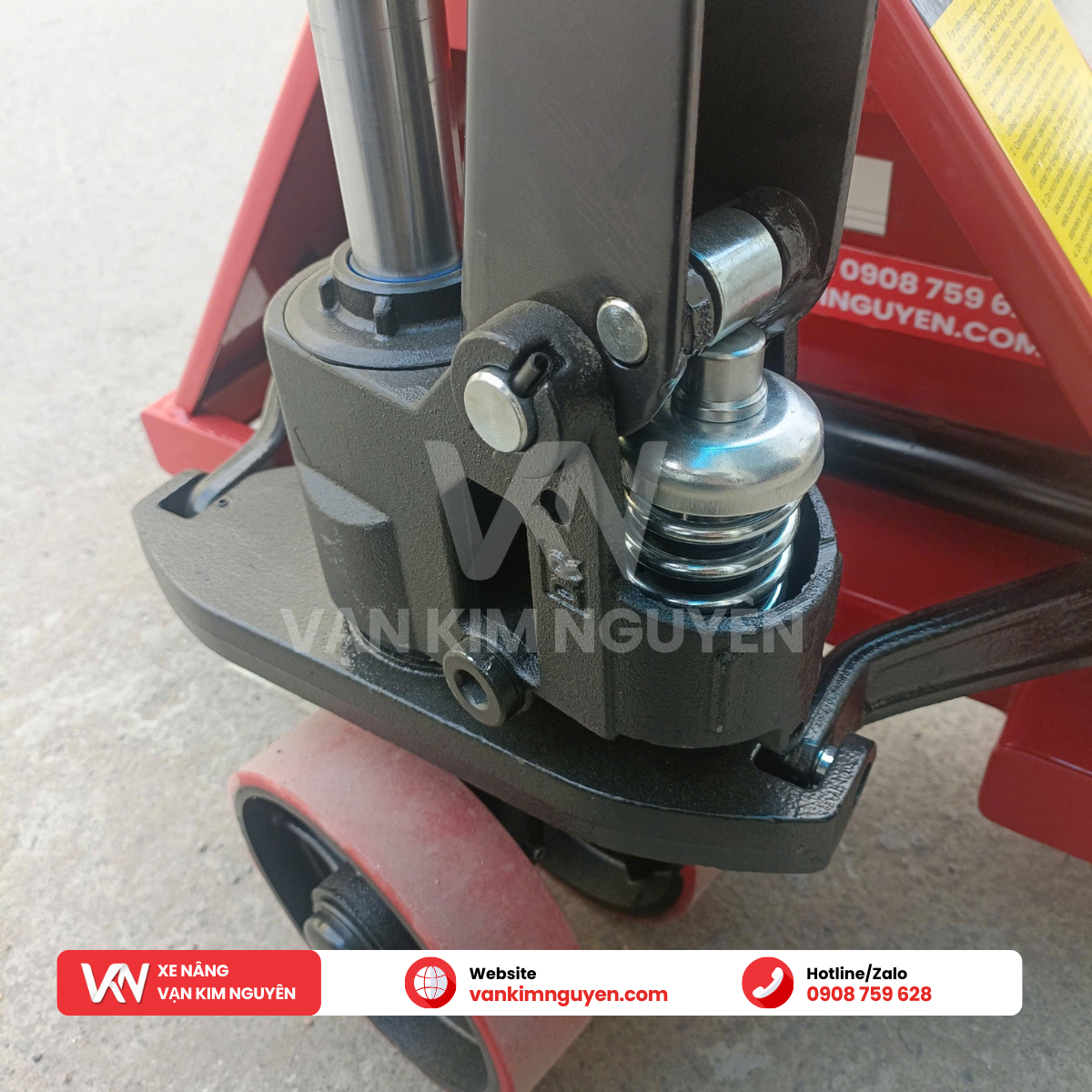 Xe Nâng Tay Càng Dài