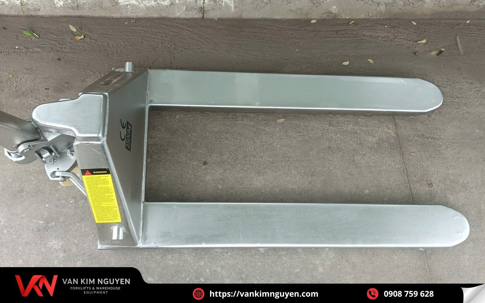 Vạn Kim Nguyên đơn vị cung cấp xe nâng chính hãng Vạn Kim Nguyên đơn vị cung cấp xe nâng chính hãng