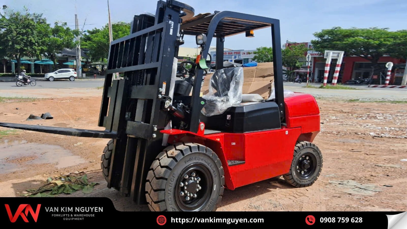 Vạn Kim Nguyên địa điểm bán xe nâng dầu chính hãng 100% Vạn Kim Nguyên địa điểm bán xe nâng dầu chính hãng 100%