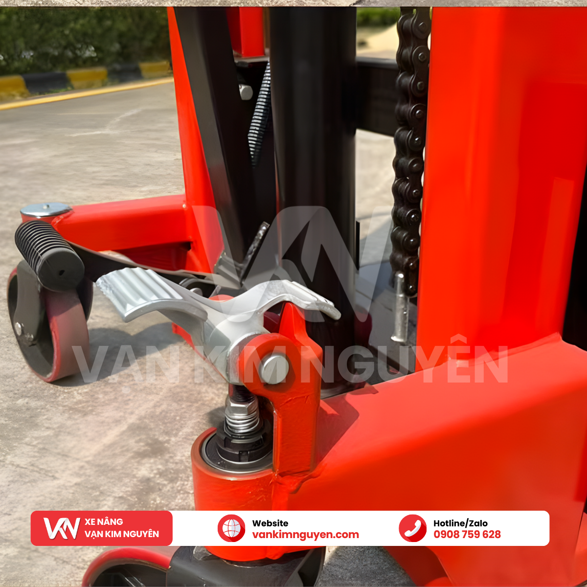 Xe Nâng Tay Cao 1.5 Tấn