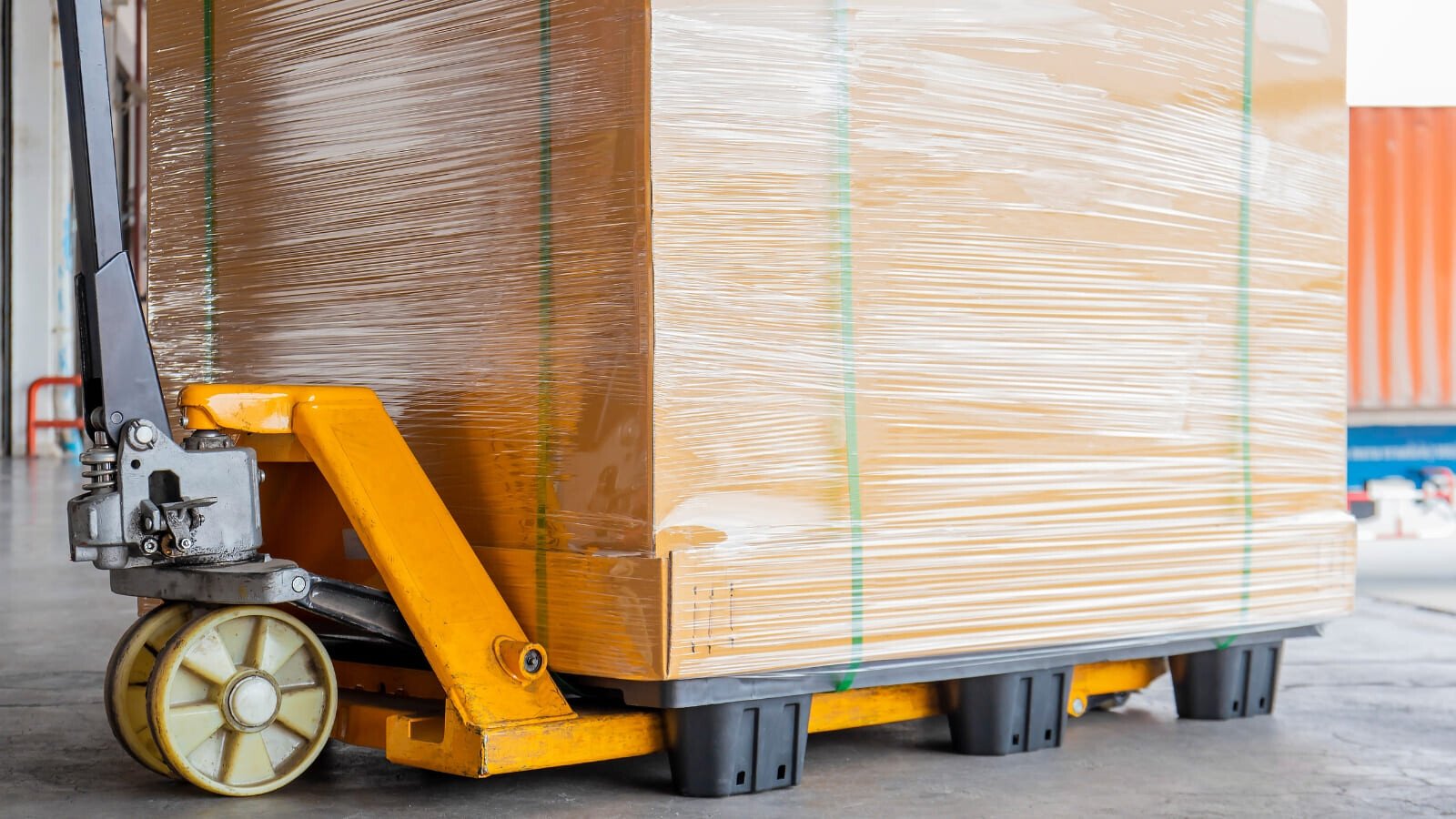 Bảo trì xe nâng tay: Những điều cần biết cho kho xưởng