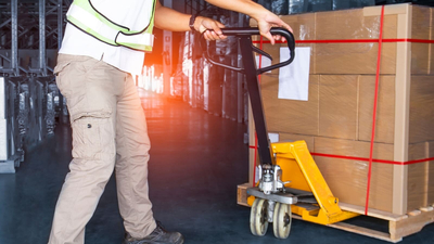 Các lỗi xe nâng tay thường gặp khi vận hành