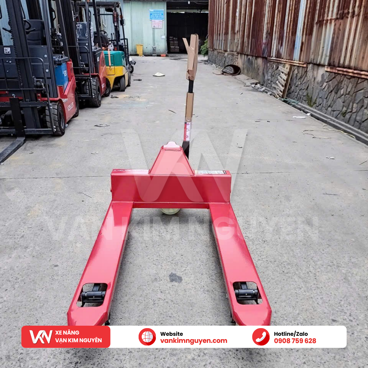 Xe nâng tay càng rộng