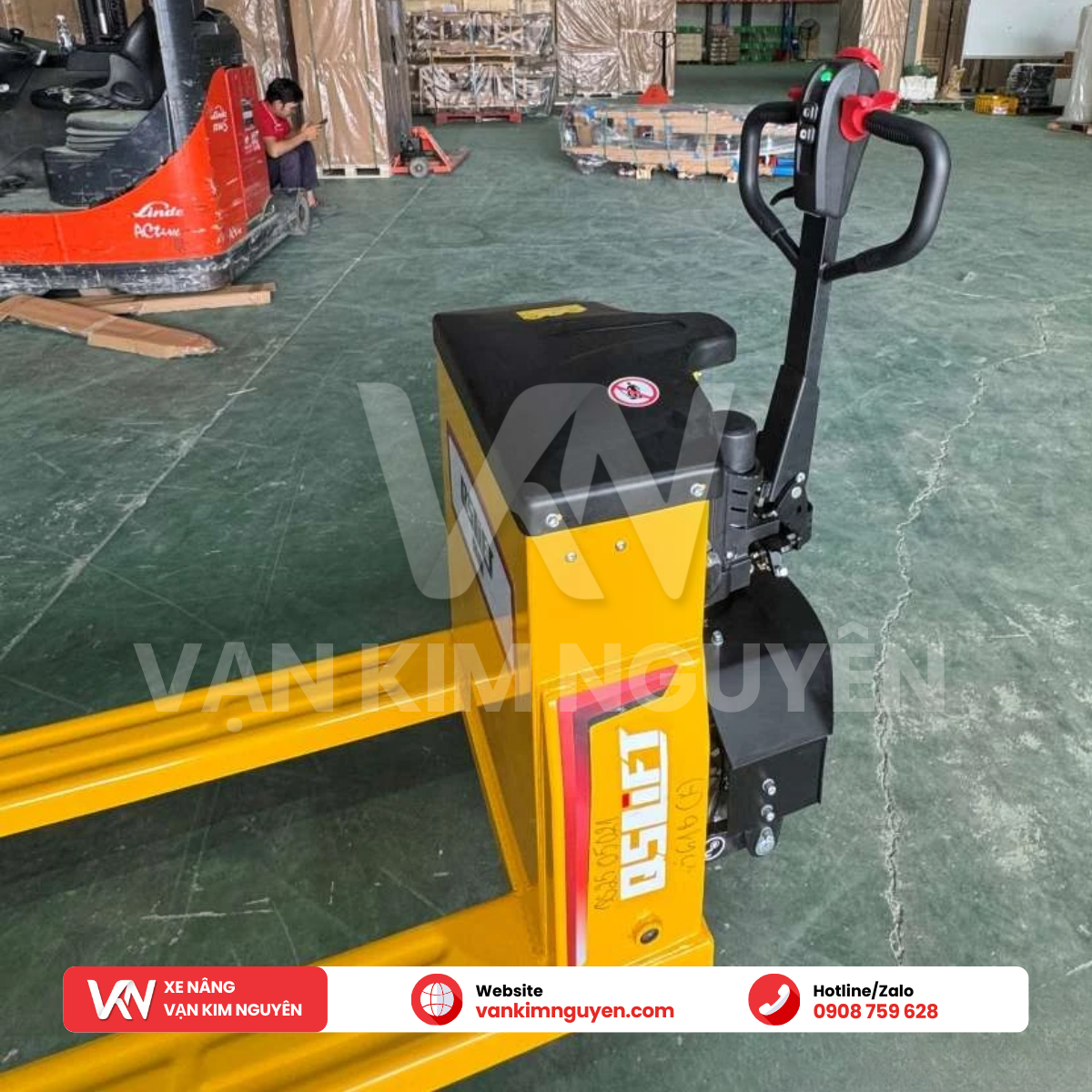 Xe nâng tay điện 3 tấn bánh cao su