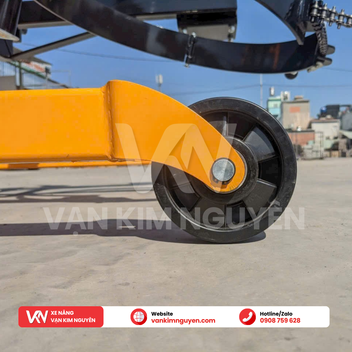 Xe nâng thùng phuy bằng tay