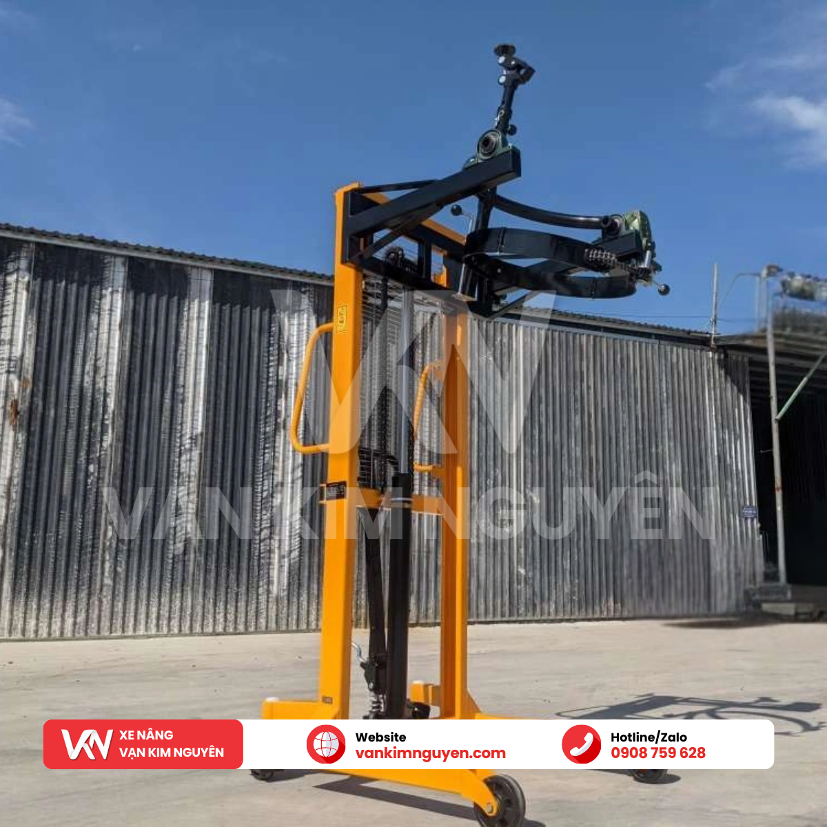 Xe nâng thùng phuy bằng tay