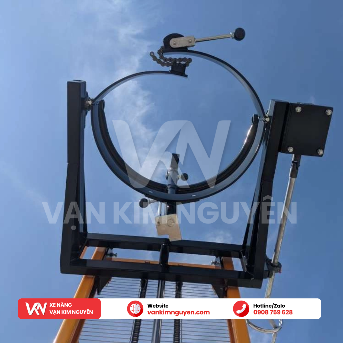 Xe nâng thùng phuy bằng tay